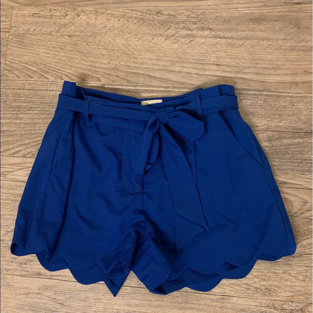 Gianni Bini Scallop Shorts